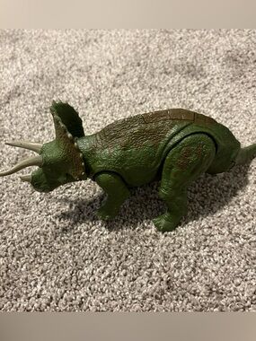 Jurassic World Green Triceratops Action Figure - Kids Dinosaur Toy